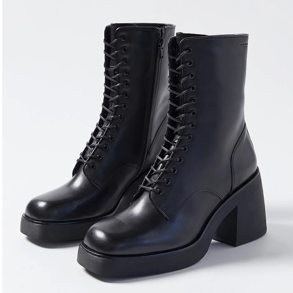 Vagabond shoemakers brooke lace up boot